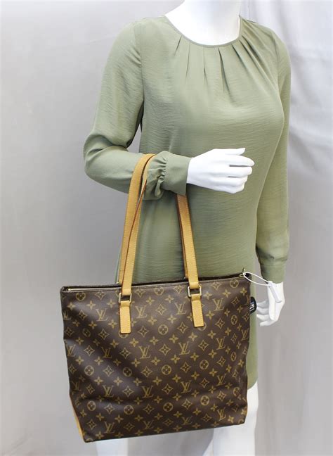 louis vuitton cabas mezzo original price|mezzo monogram louis vuitton.